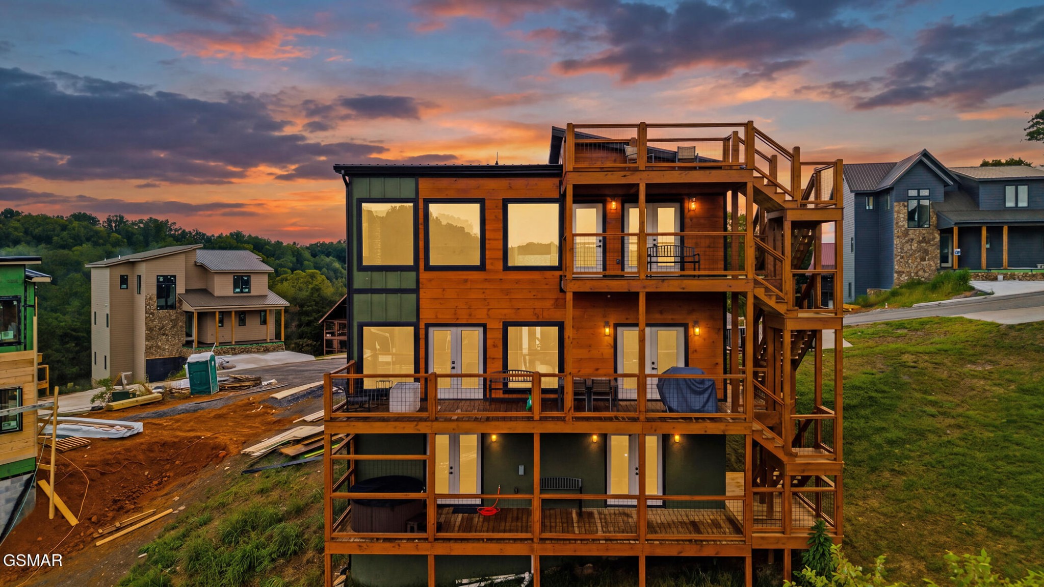 1579 Rainbow Ridge Way