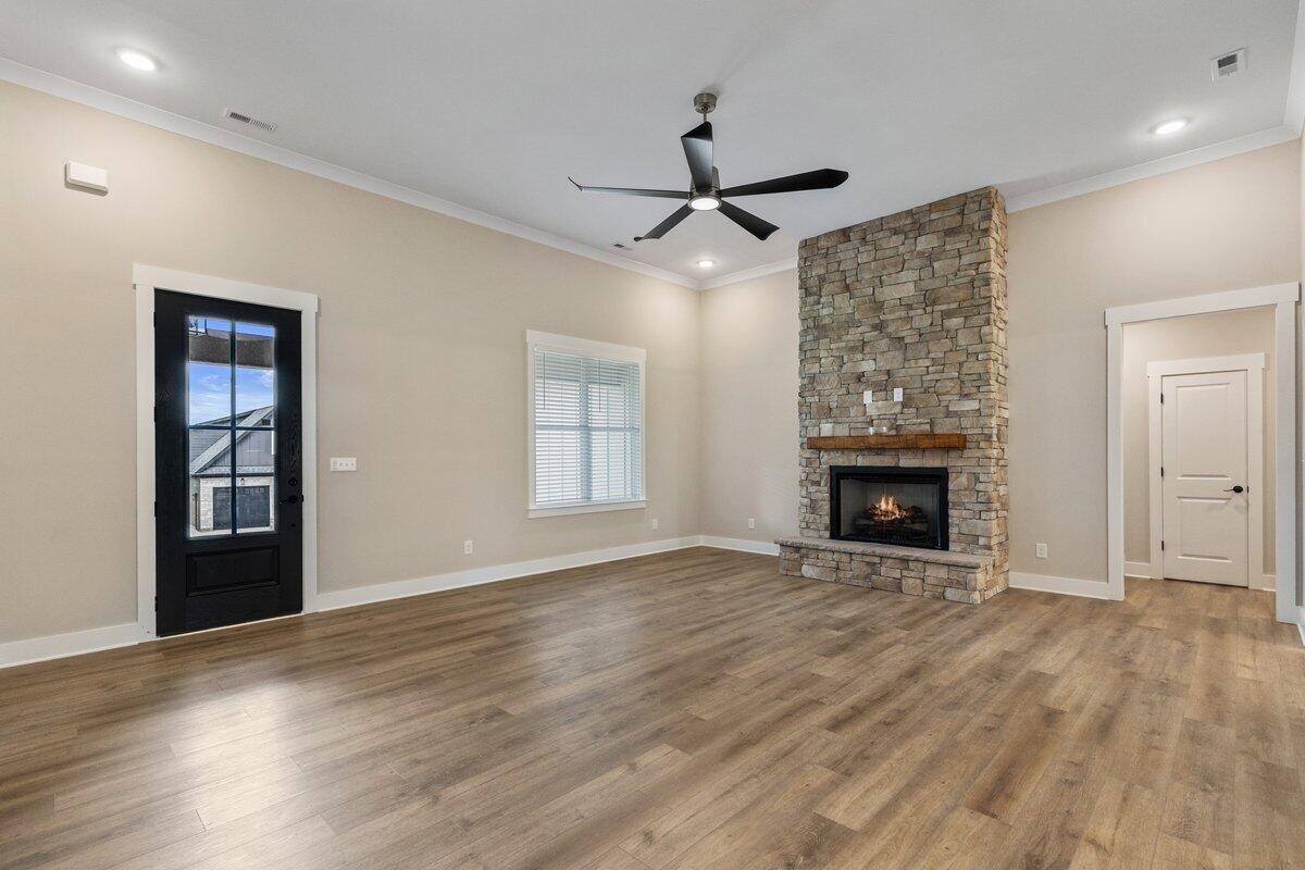 116 Bear Trace Lane, NW