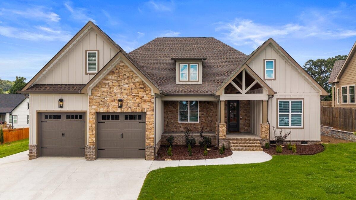 116 Bear Trace Lane, NW