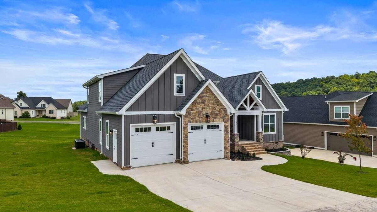 131 Bear Trace Lane, NW