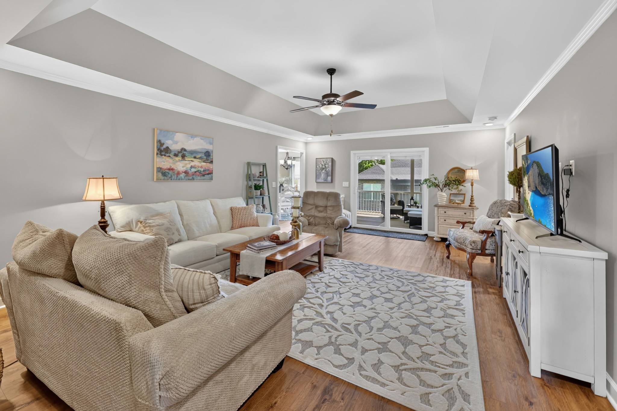 571 Dottie Dr
