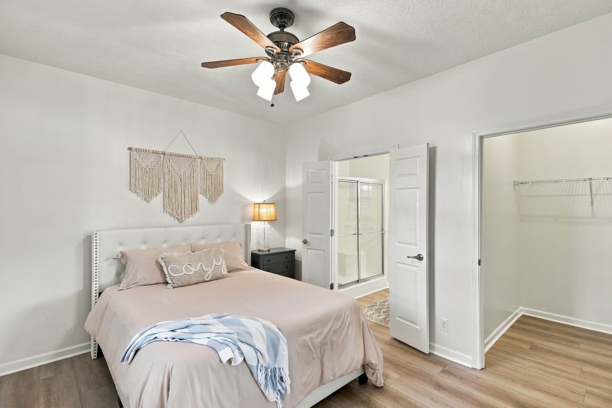 1000 Indian Ridge Cir