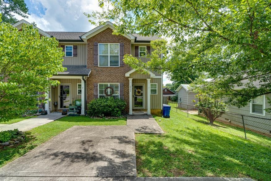 2704 Woodlawn Avenue, NW