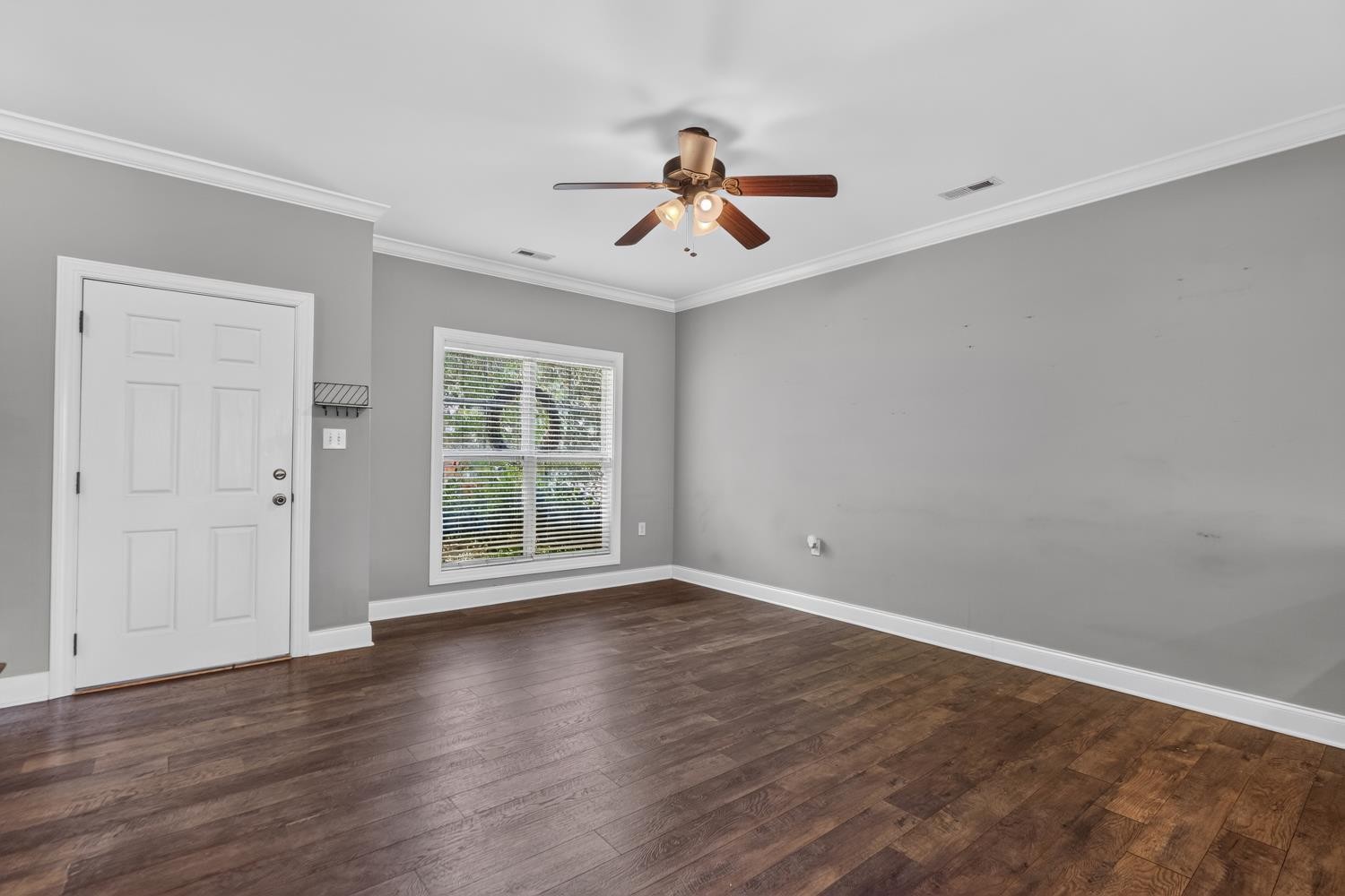 2704 Woodlawn Avenue, NW