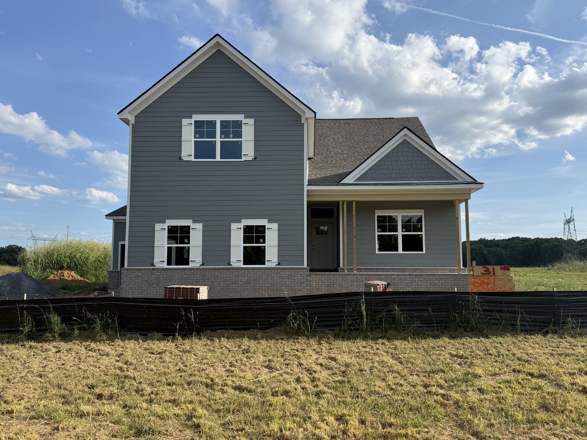 241 Stoneridge Cir