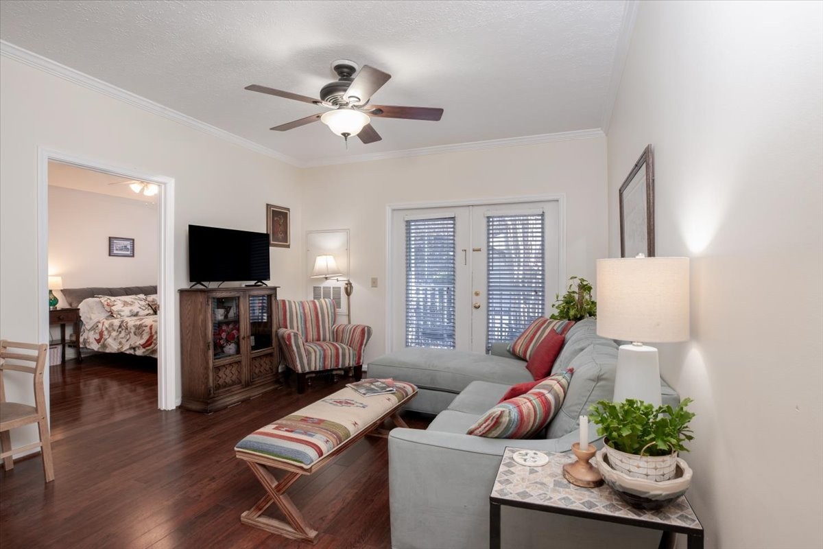 2025 Woodmont Blvd
