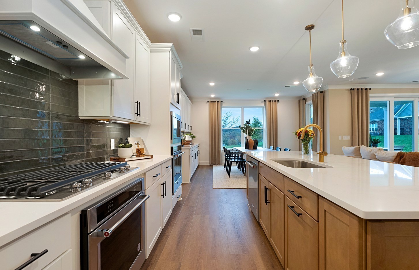 1452 Arbor Park