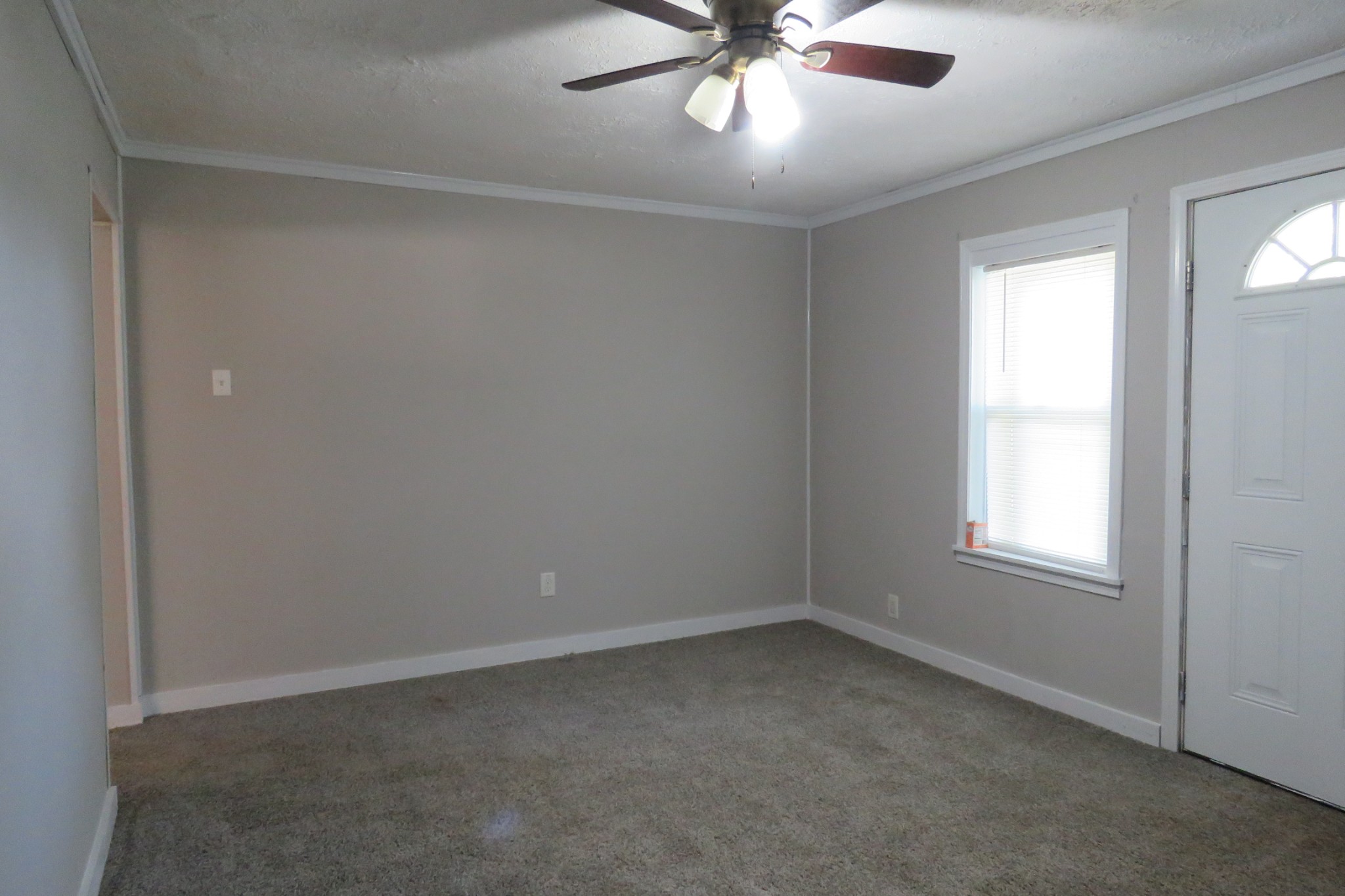 14 Oak St