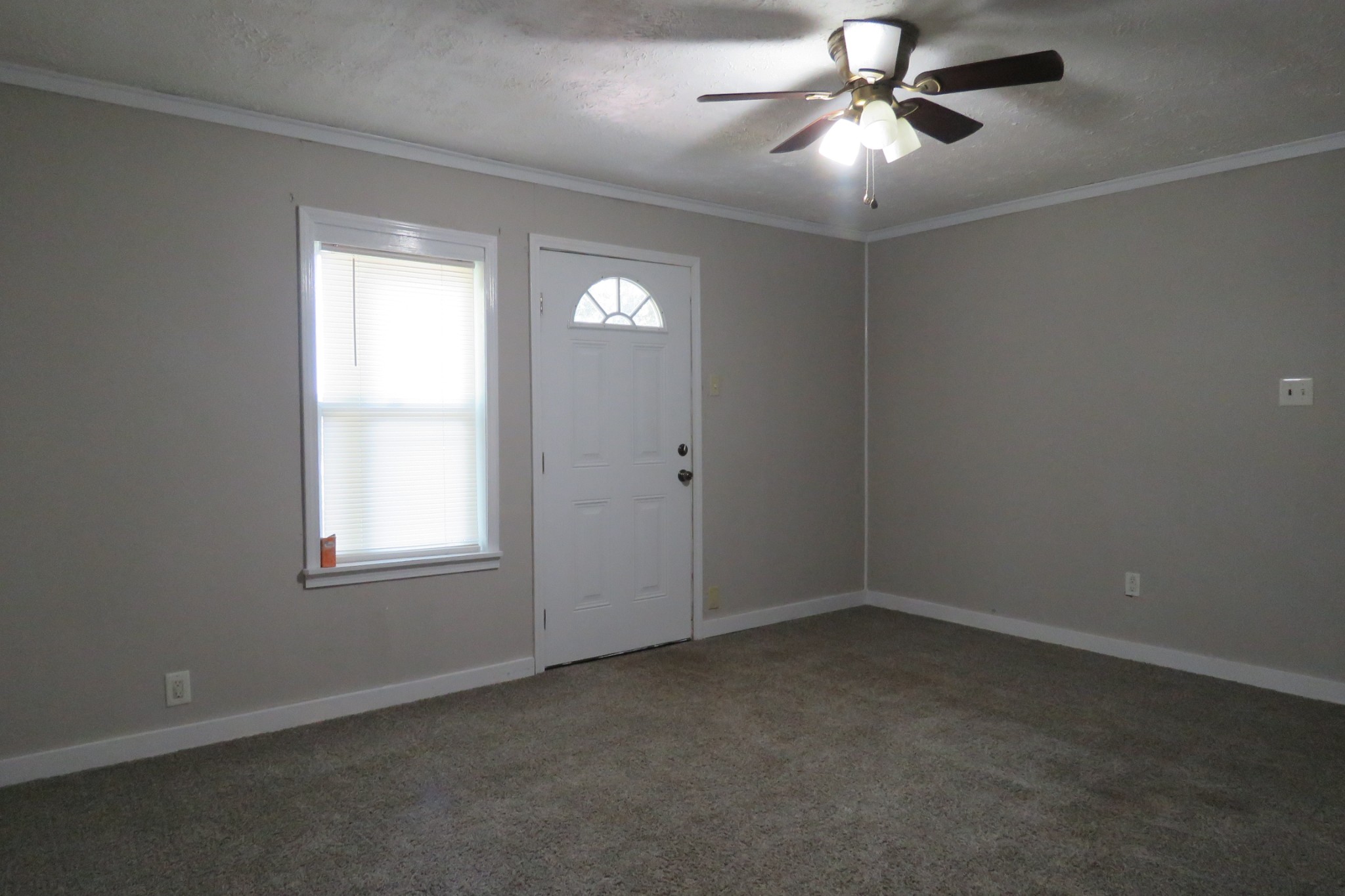 14 Oak St
