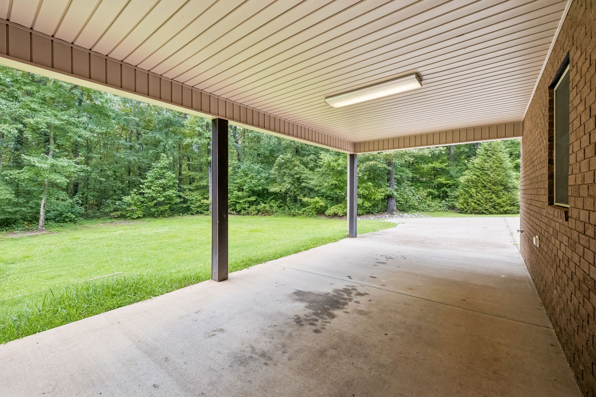 627 Oak Shadow Dr