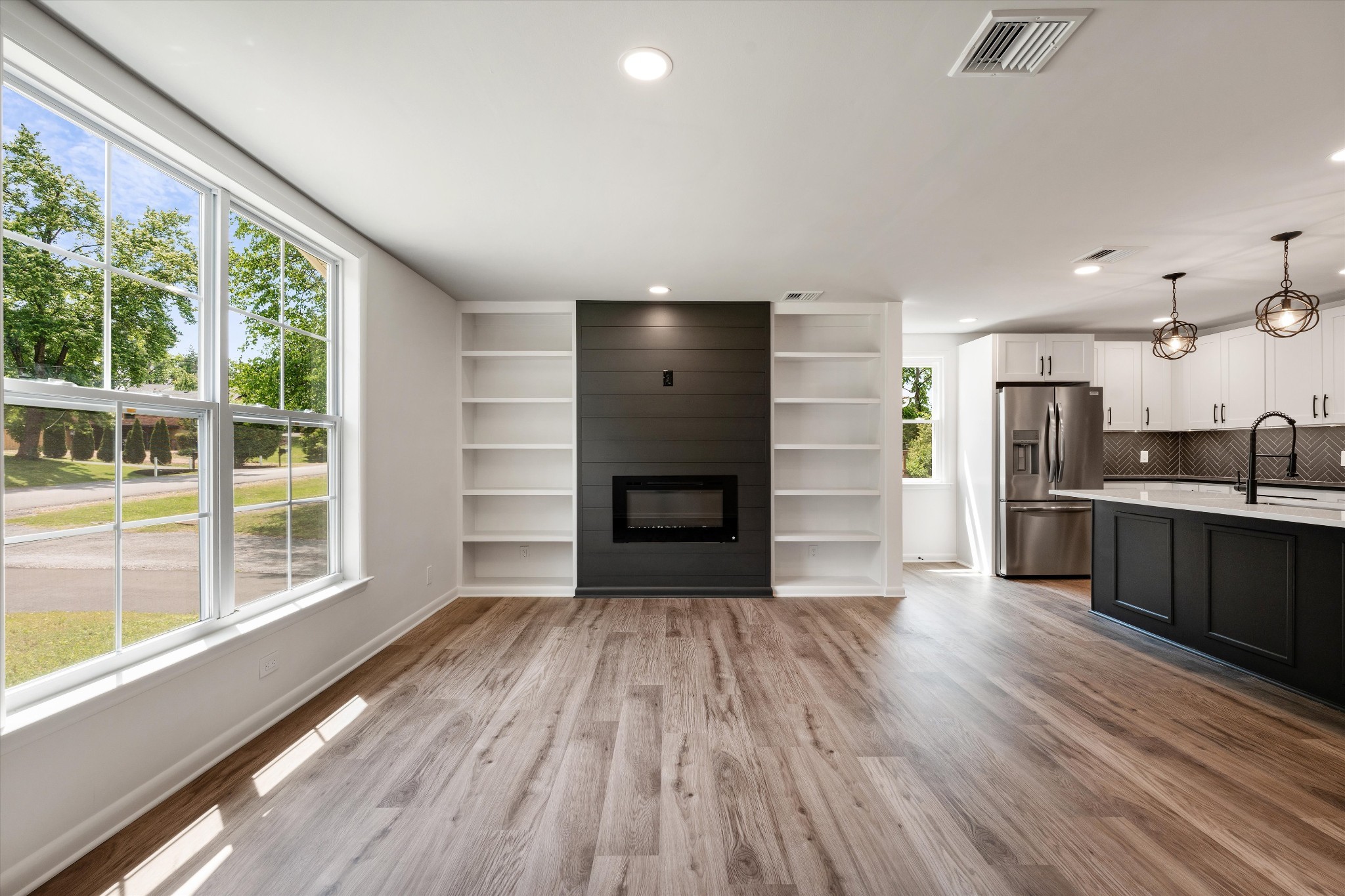 344 Lynn Dr