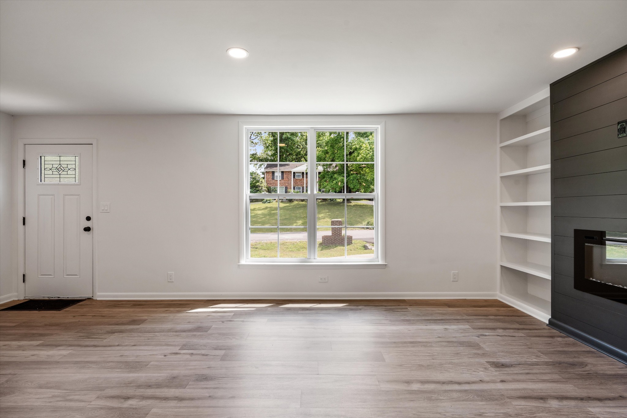 344 Lynn Dr