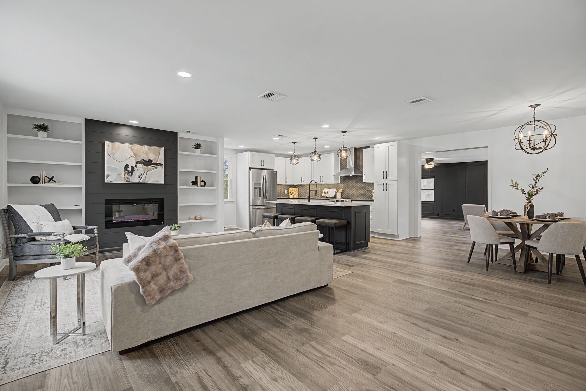 344 Lynn Dr
