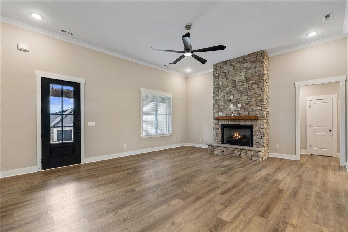 116 Bear Trace, NW