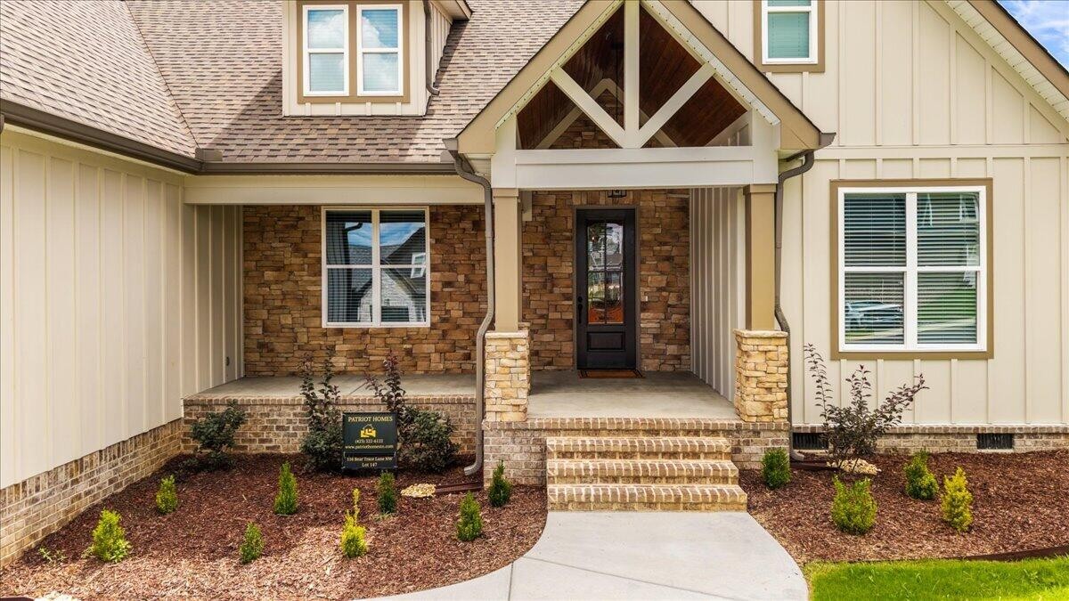 116 Bear Trace, NW