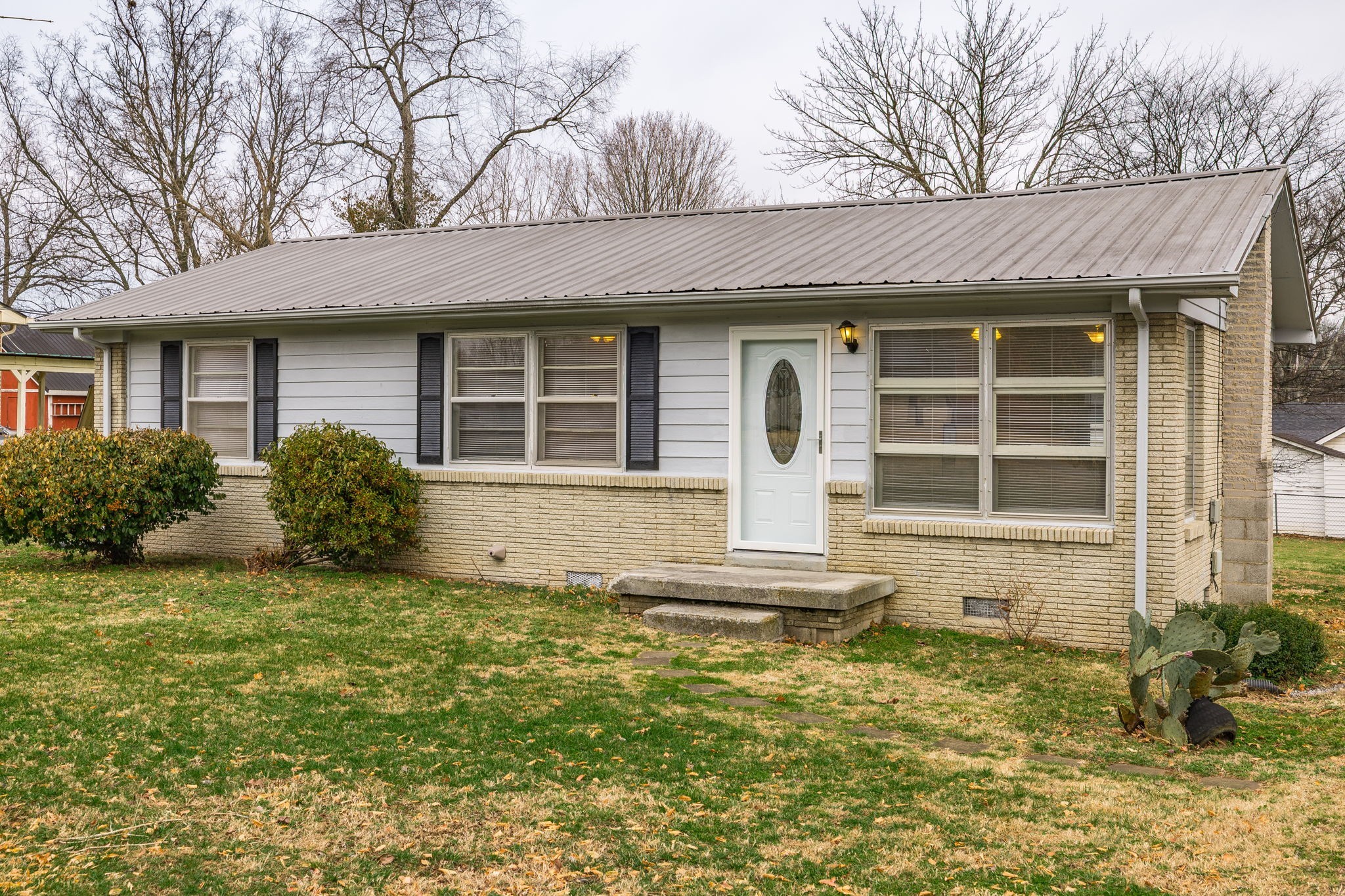 124 Bonita Ave