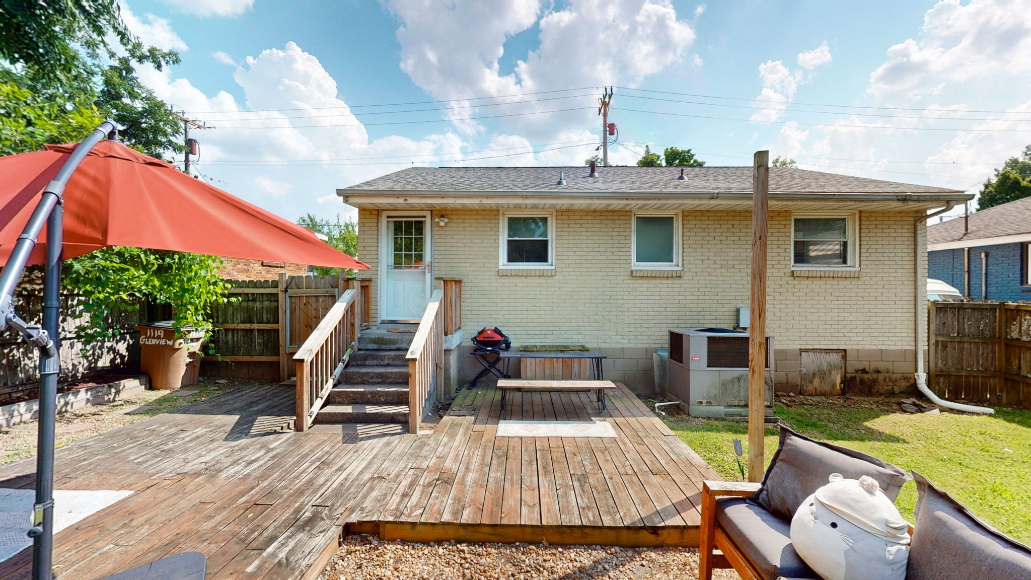 1119 Glenview Dr