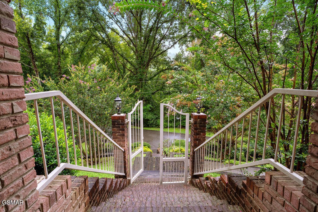 3012 Roaring Creek Way