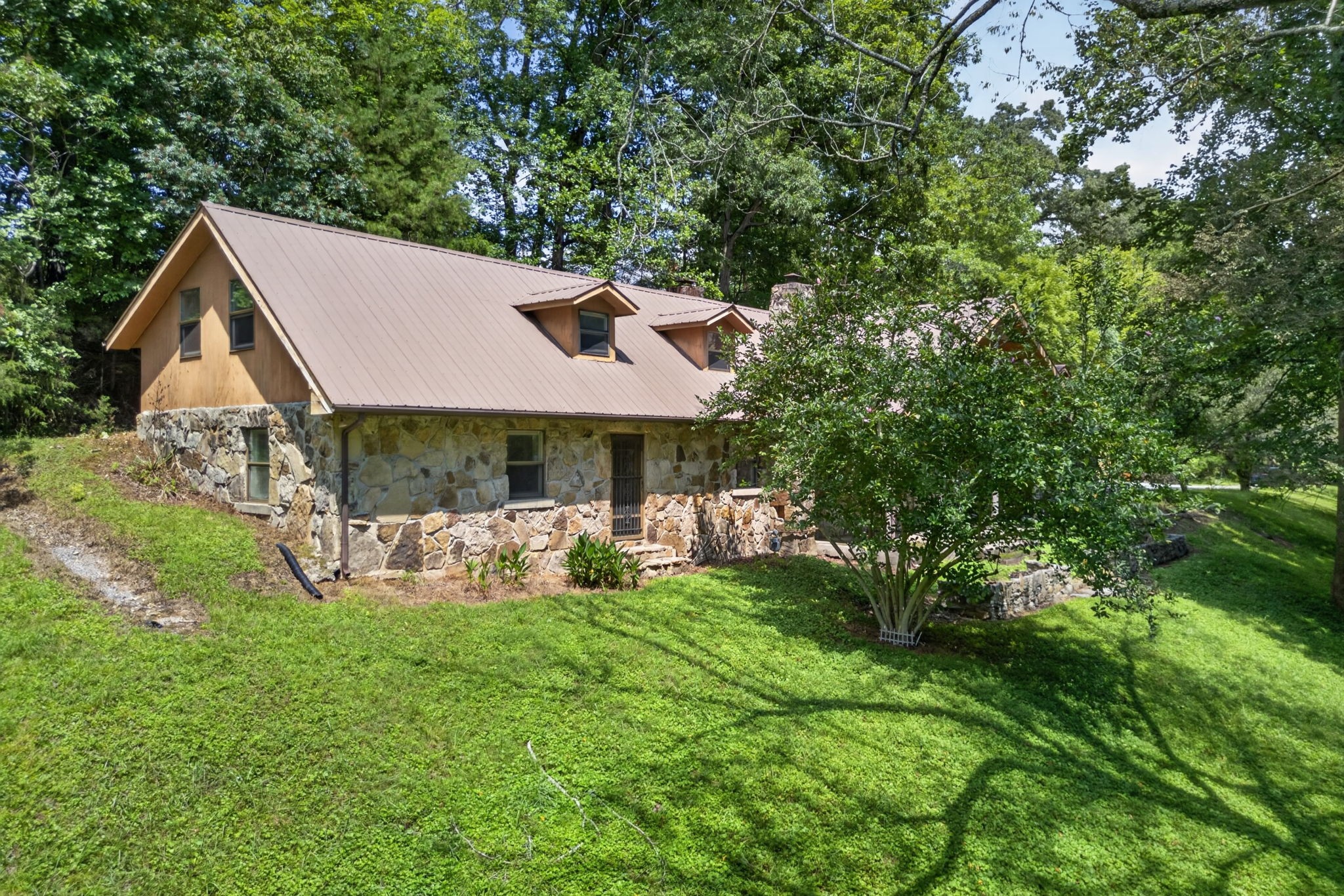 3510 Blackburn Hill Dr