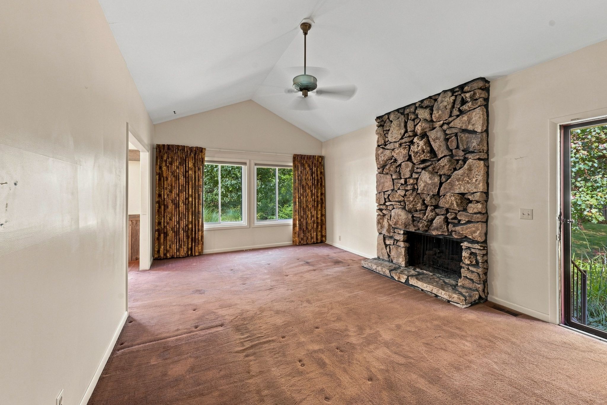 849 Todd Preis Dr