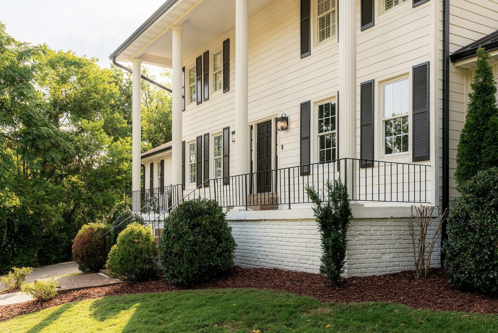 116 Century Oak Dr
