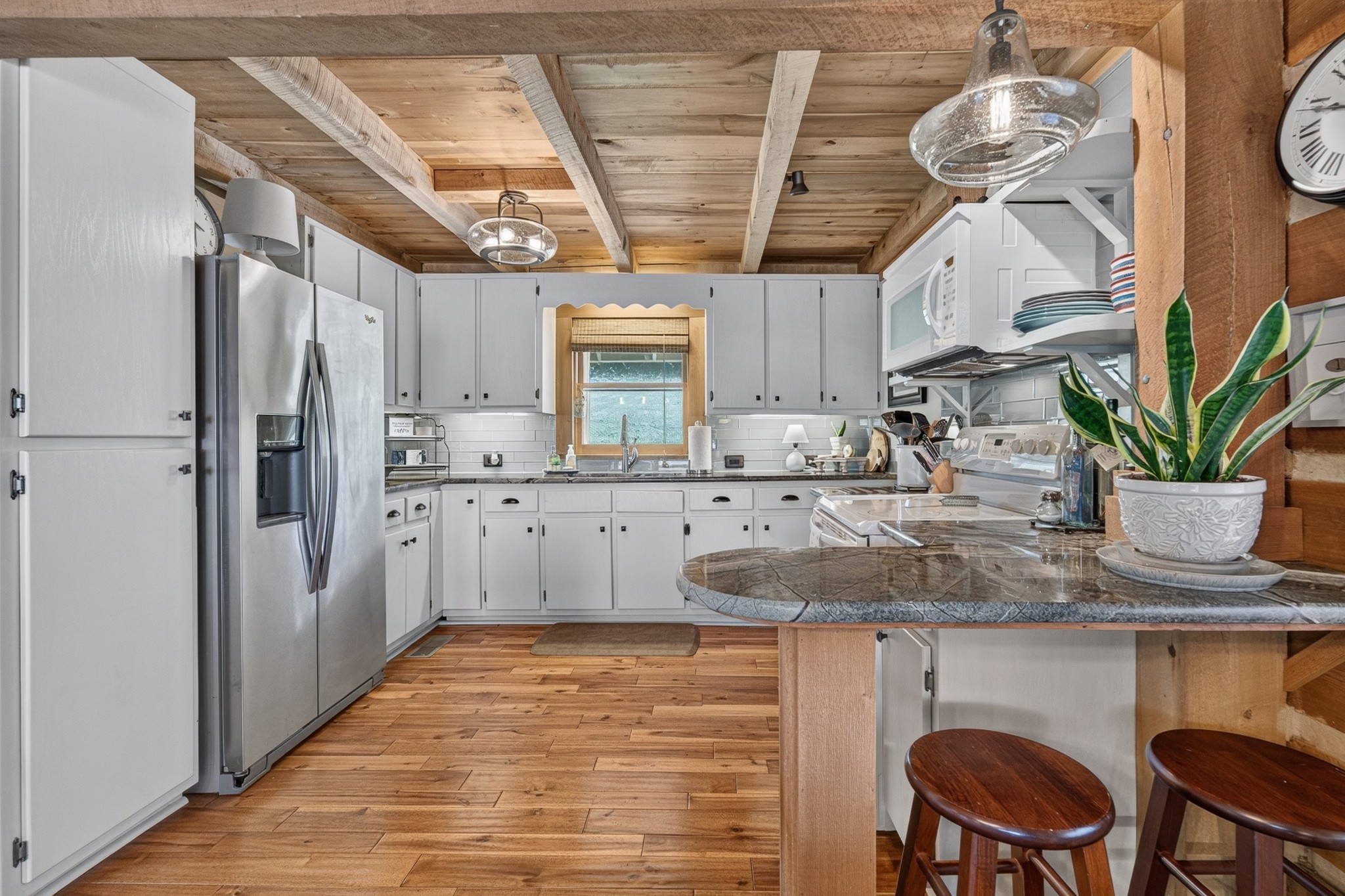 52 Narrows Dr