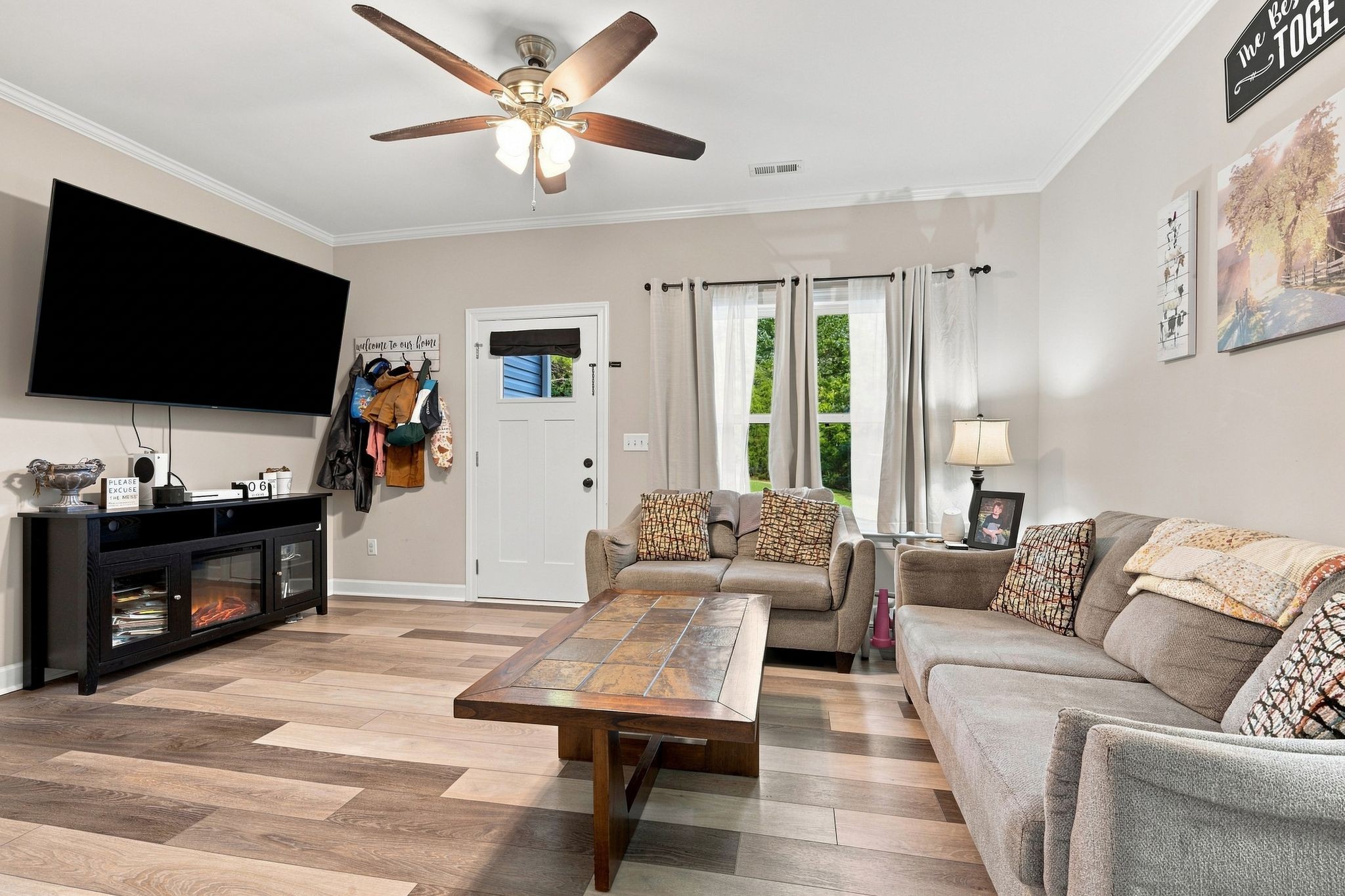 5702 Fox Haven Dr