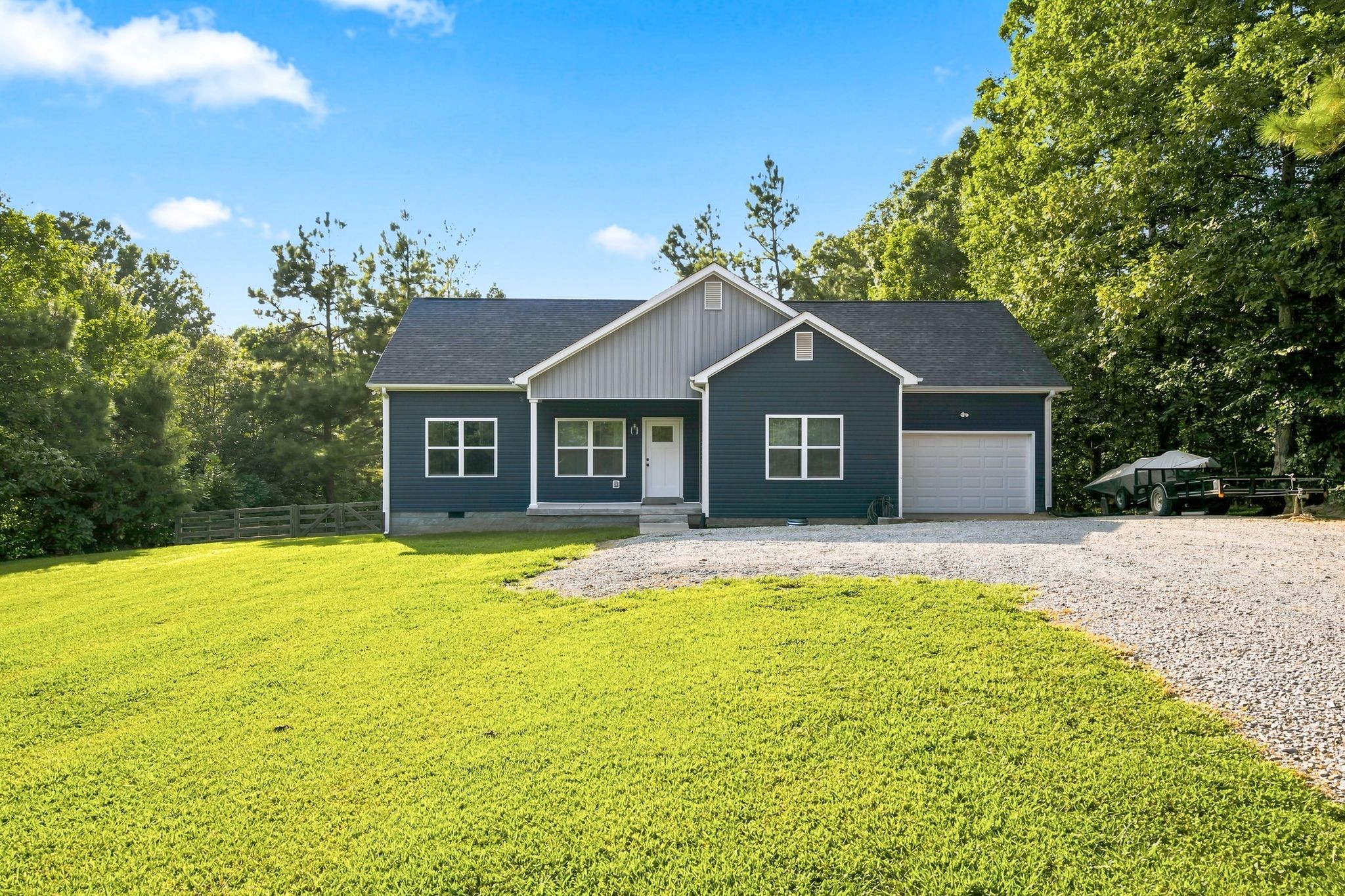 5702 Fox Haven Dr