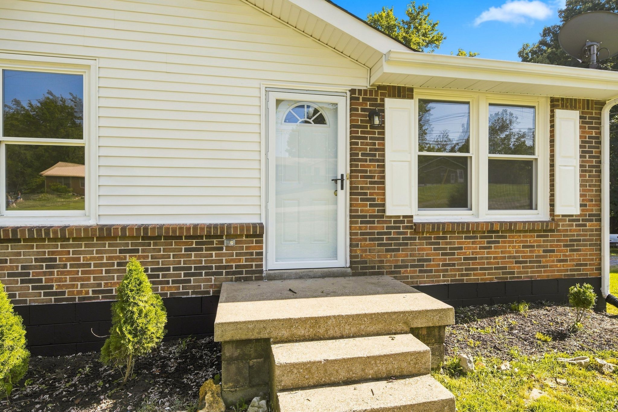 806 Kingsbury Rd