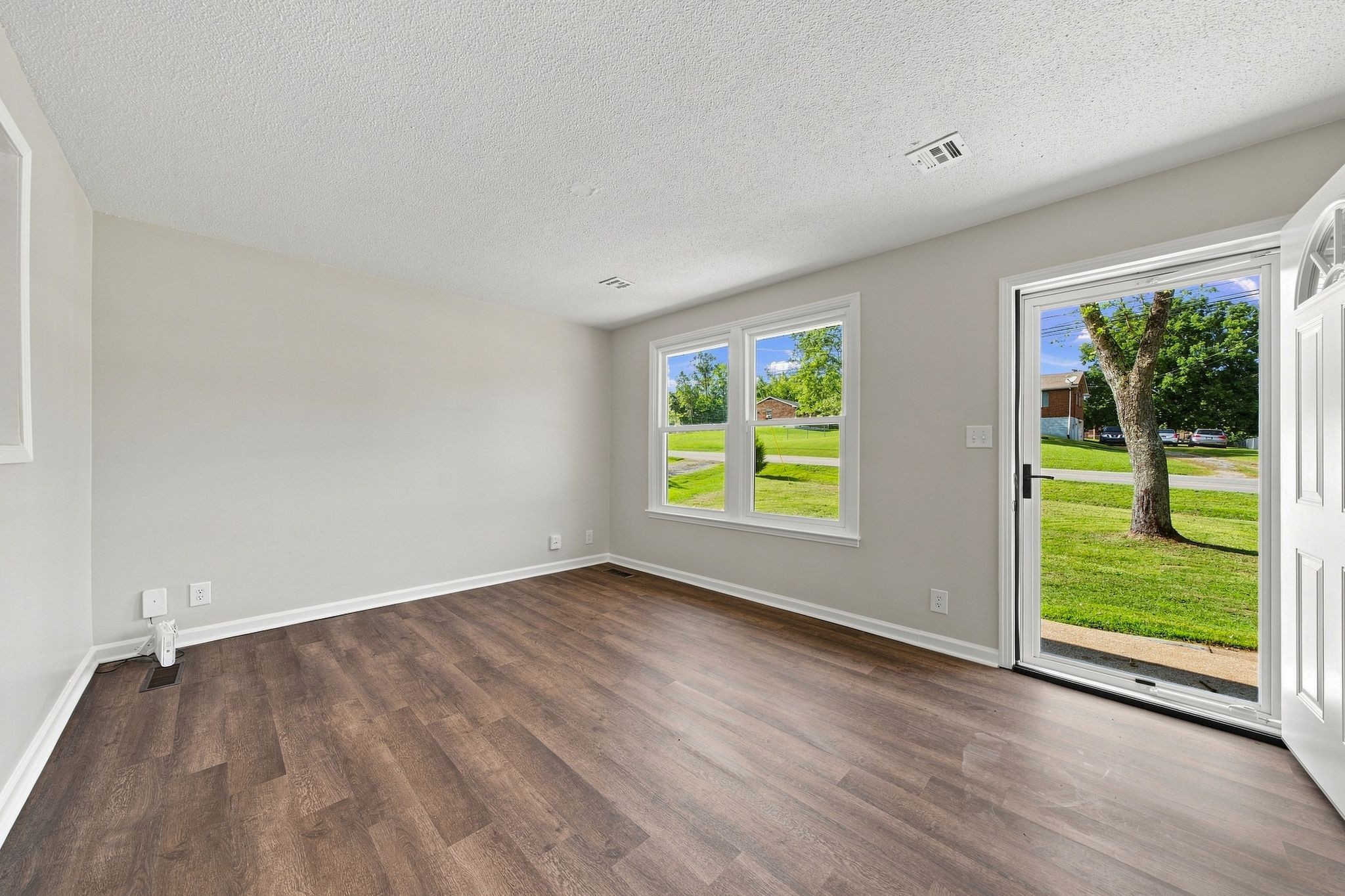 806 Kingsbury Rd