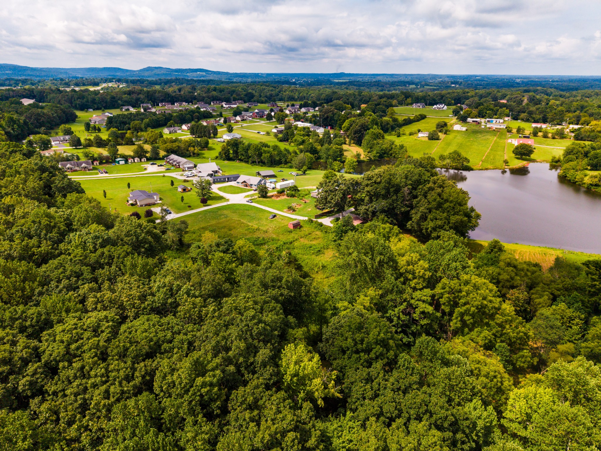 142 Poston Andrews Ln