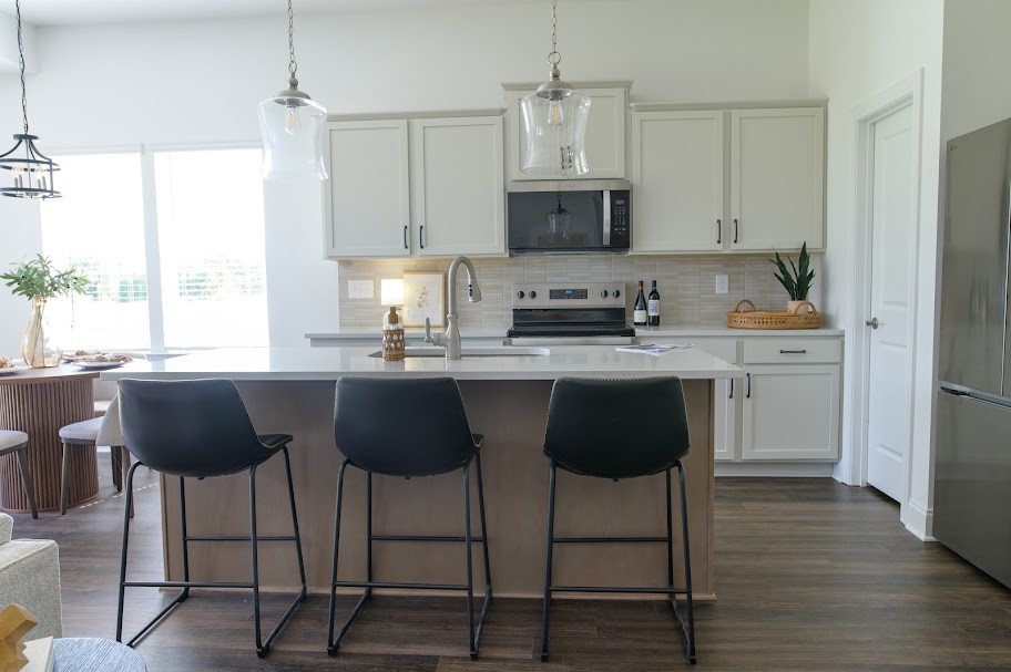 2406 Audubon Ln