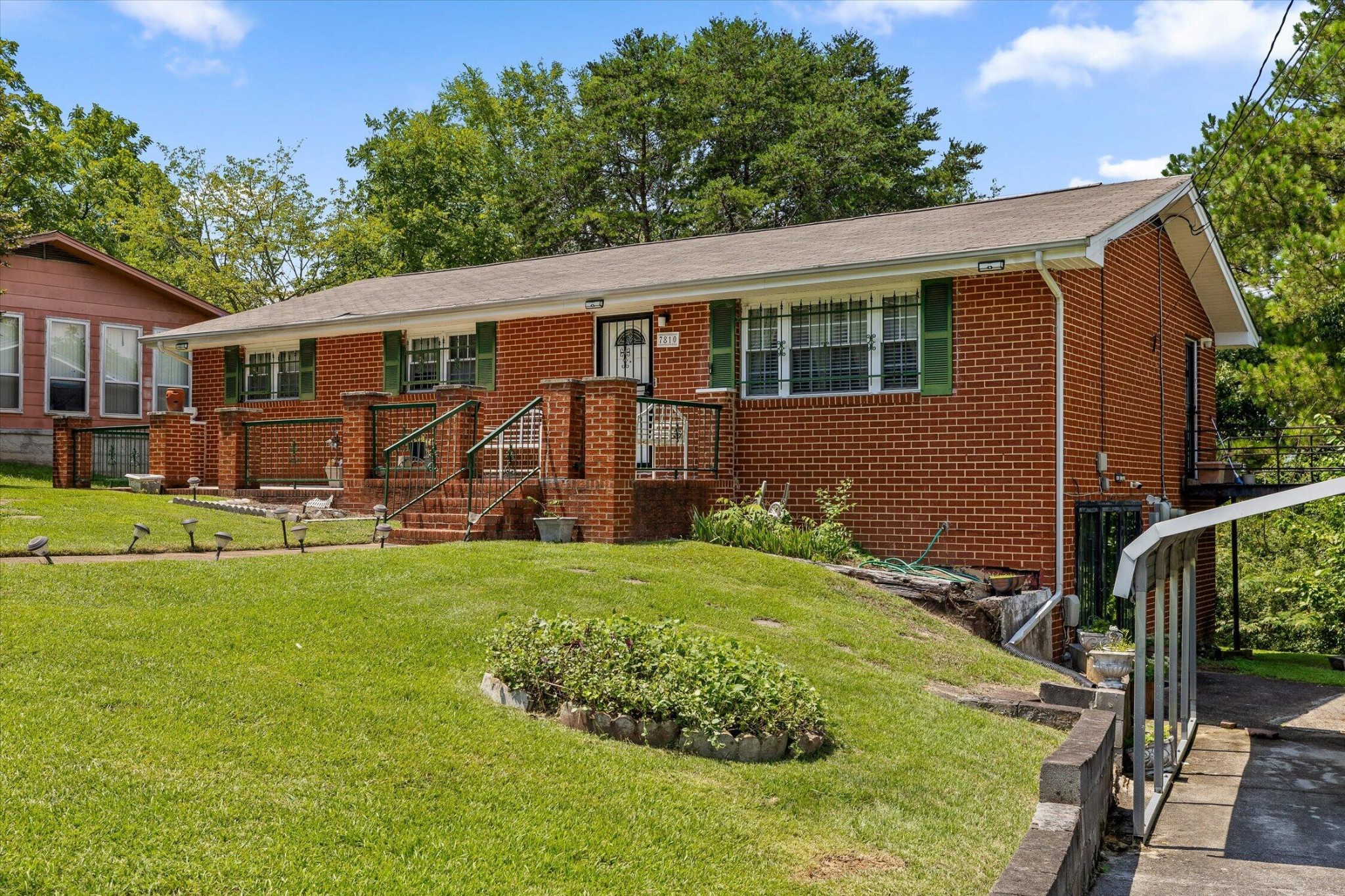 7810 Holiday Hills Circle
