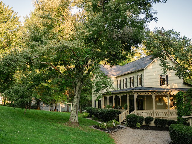 4307 Old Hillsboro Rd