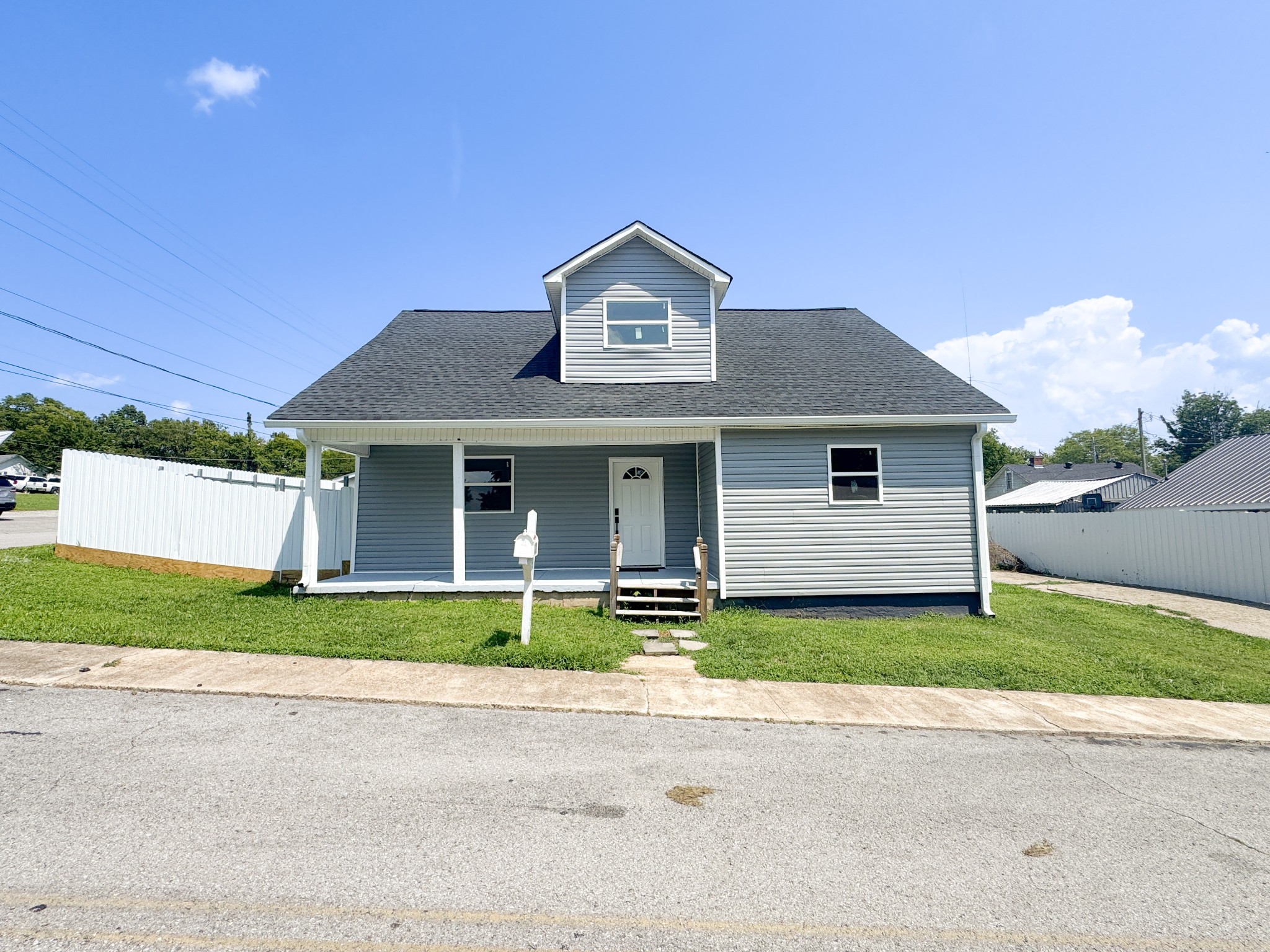 112 Cato St