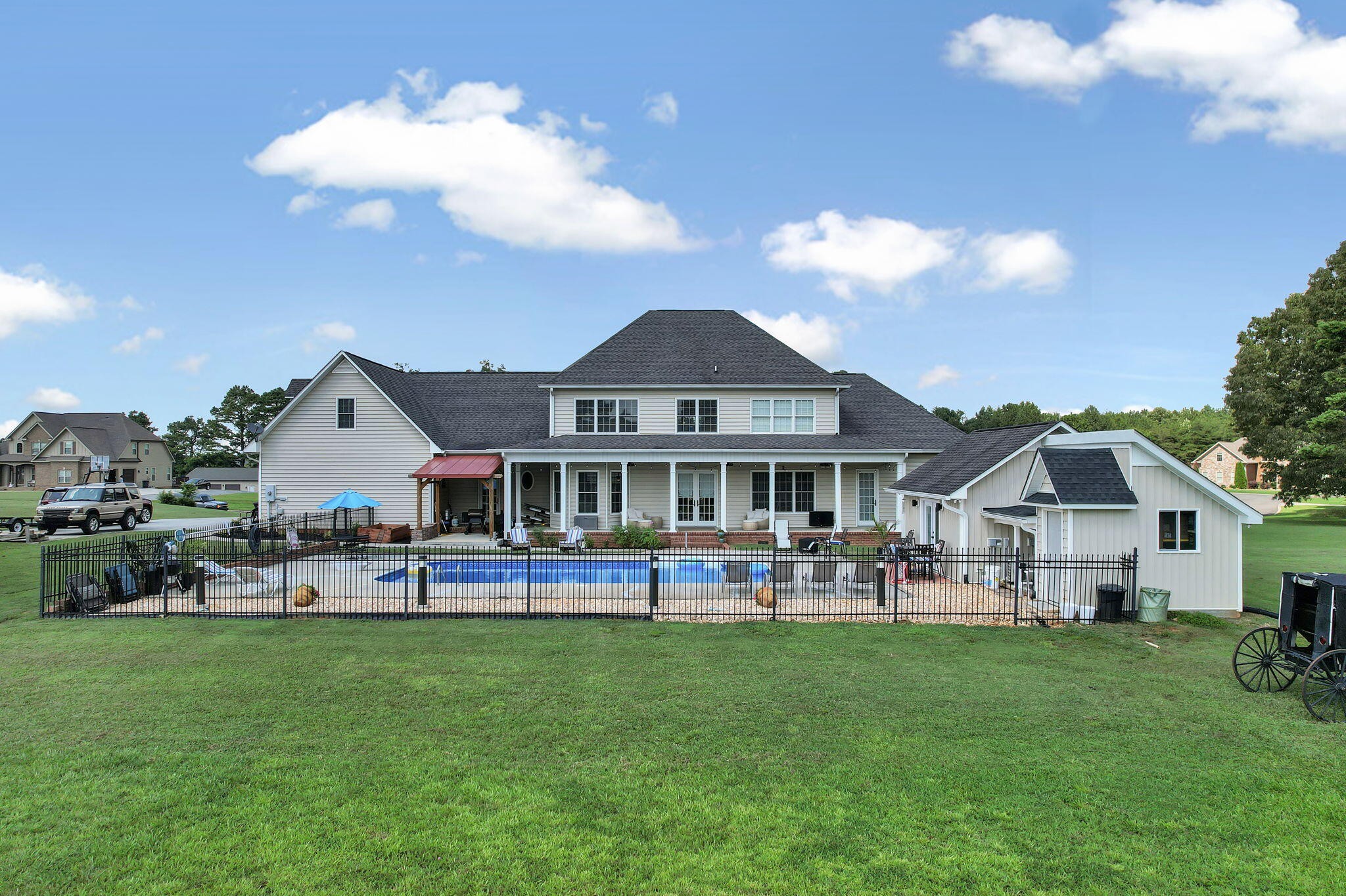 150 Hunters Way