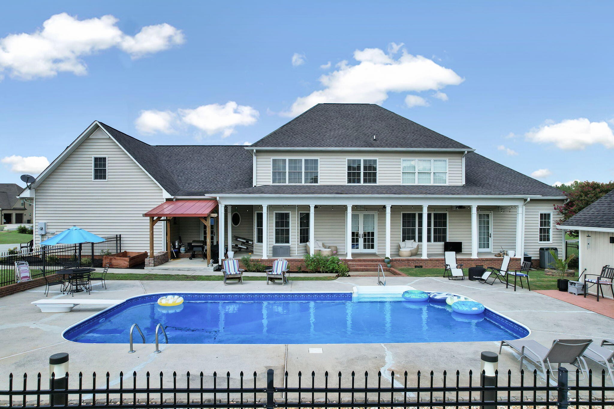 150 Hunters Way