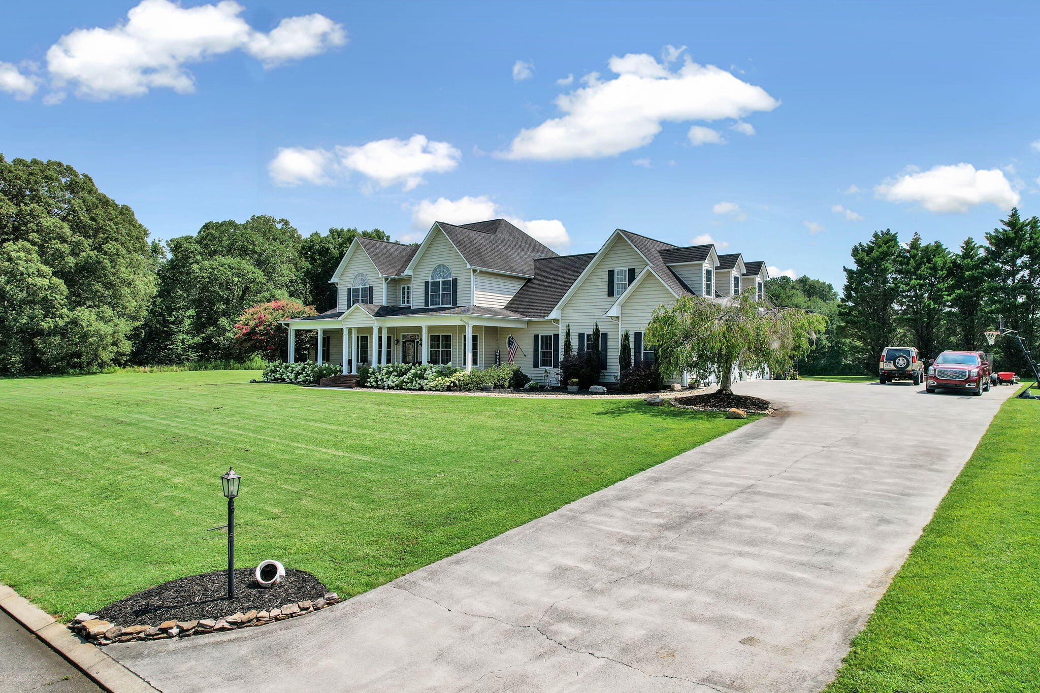 150 Hunters Way