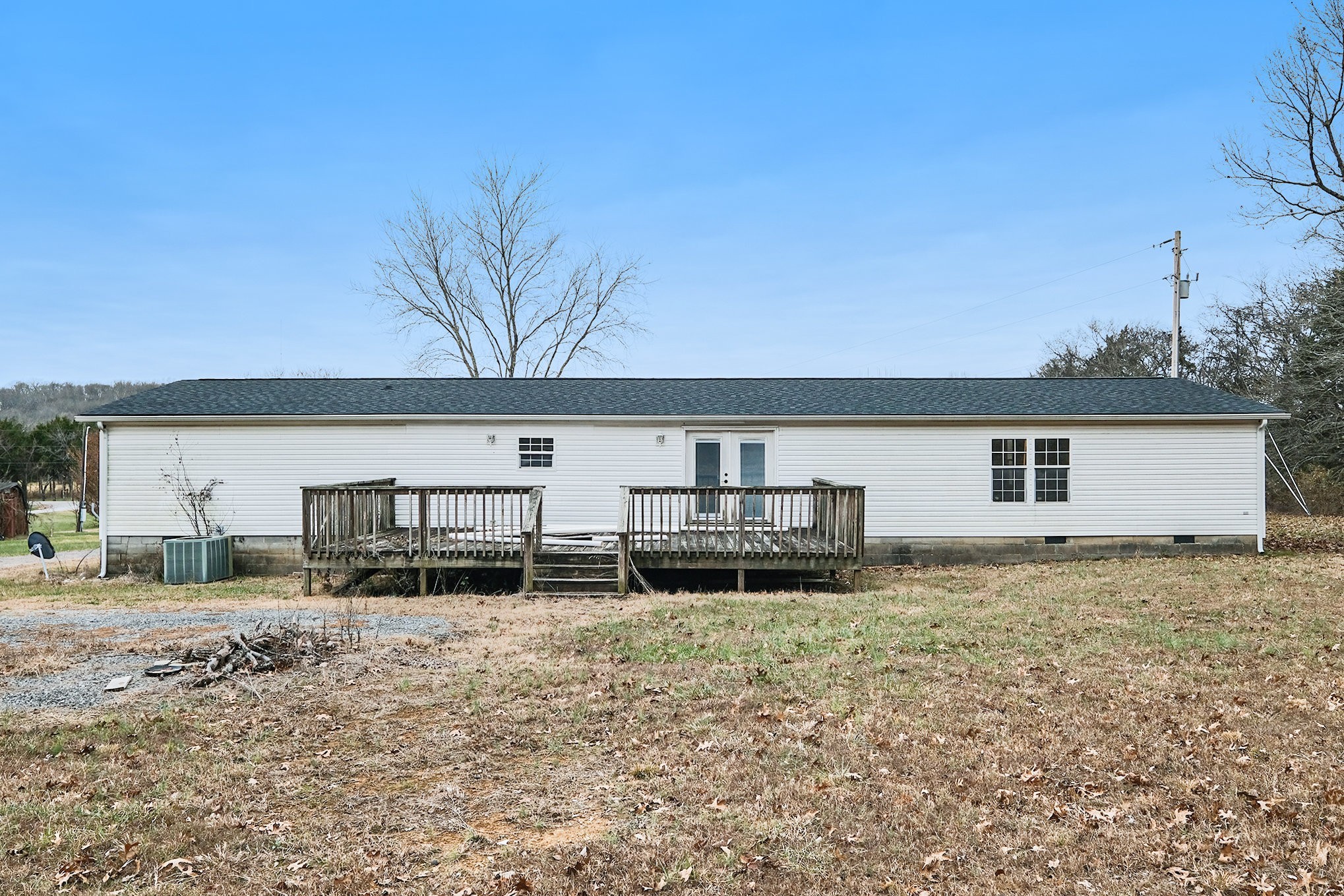 4052 Hill Rd