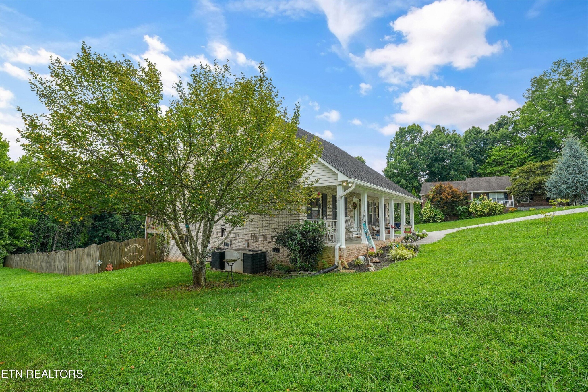 225 Hillsborough Lane