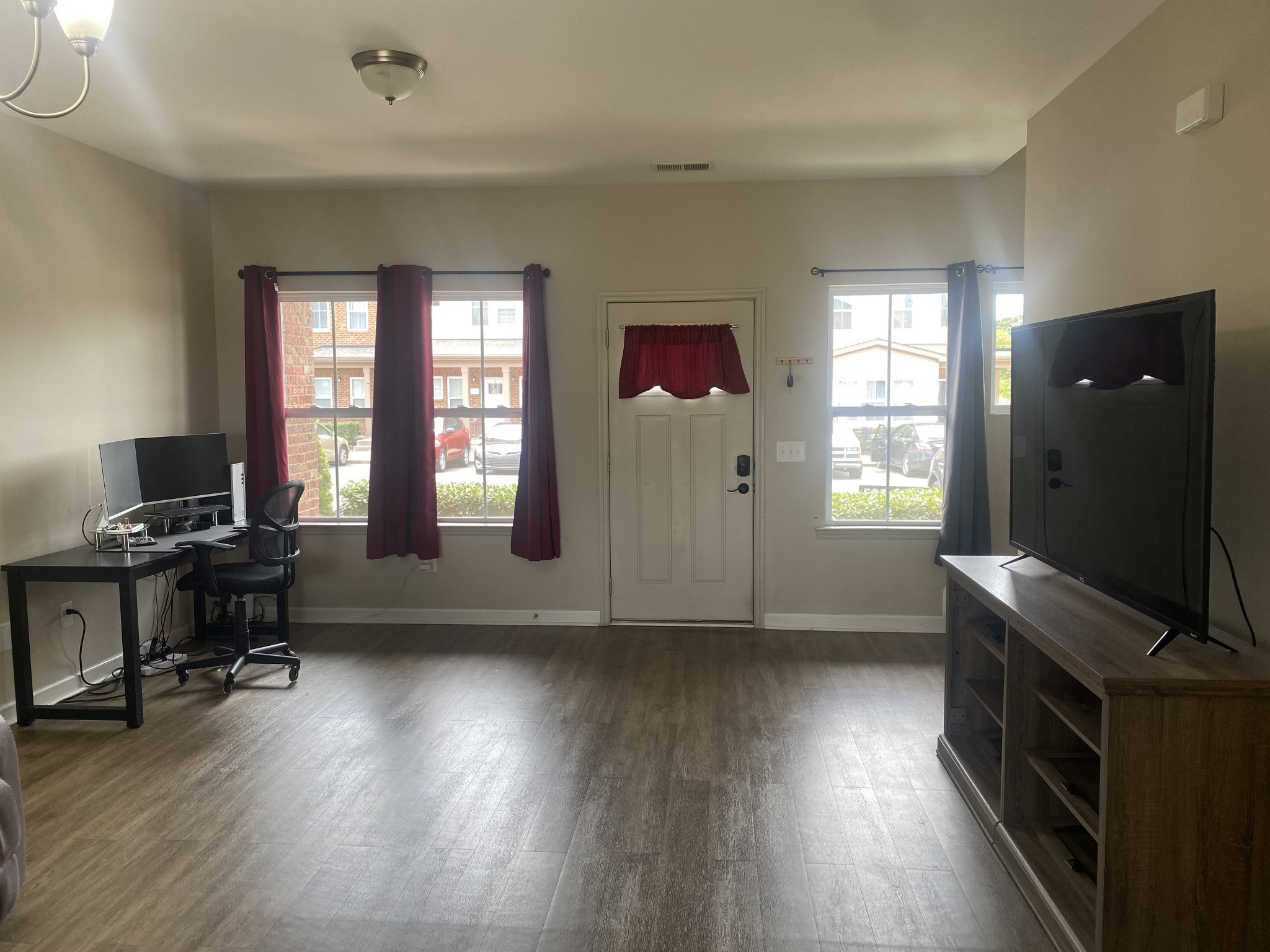4124 George Buchanan Drive