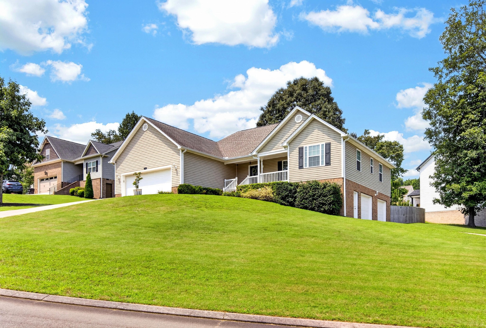 142 Orrie Moss Court, SE