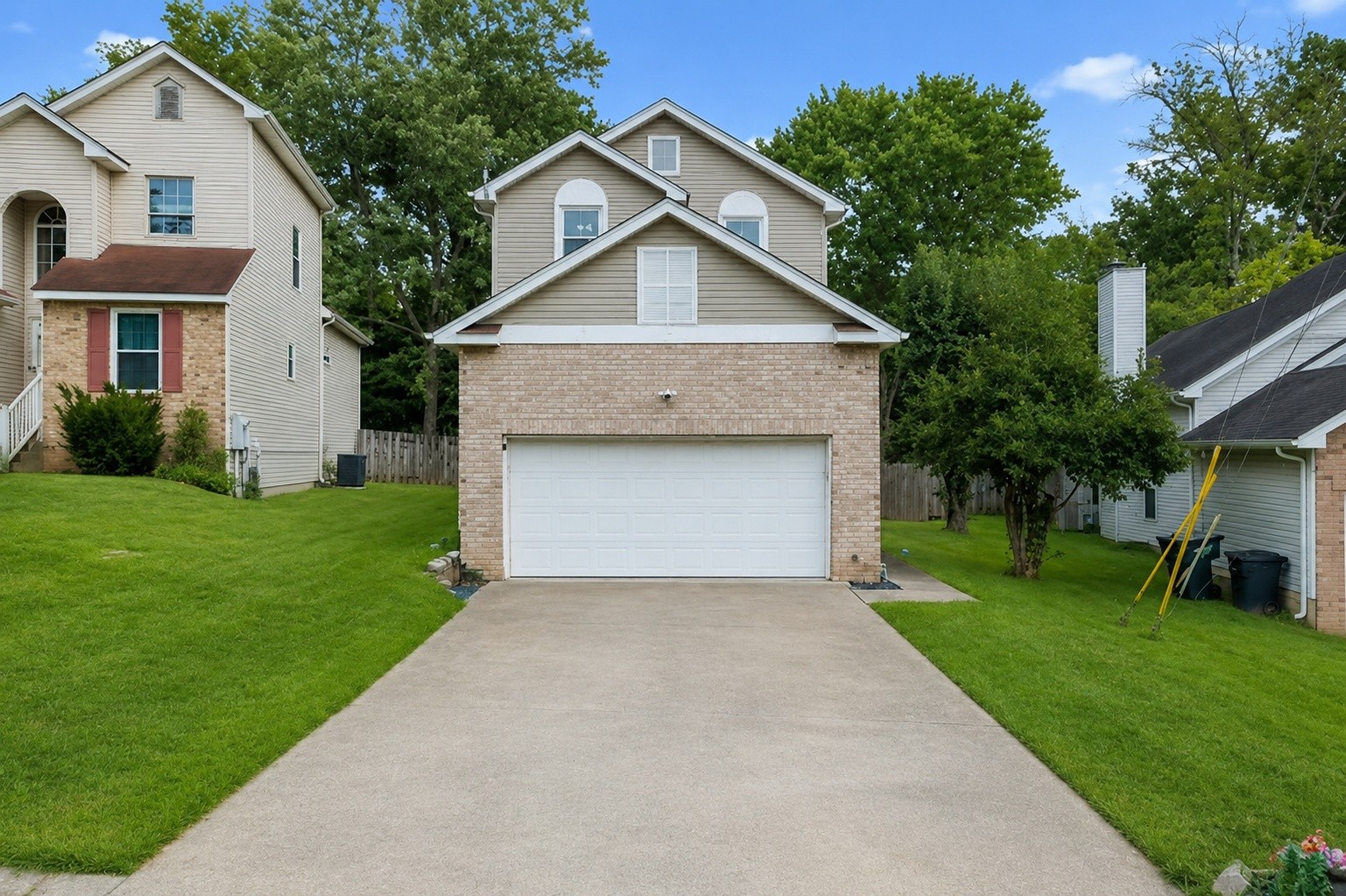 5506 Knollcrest
