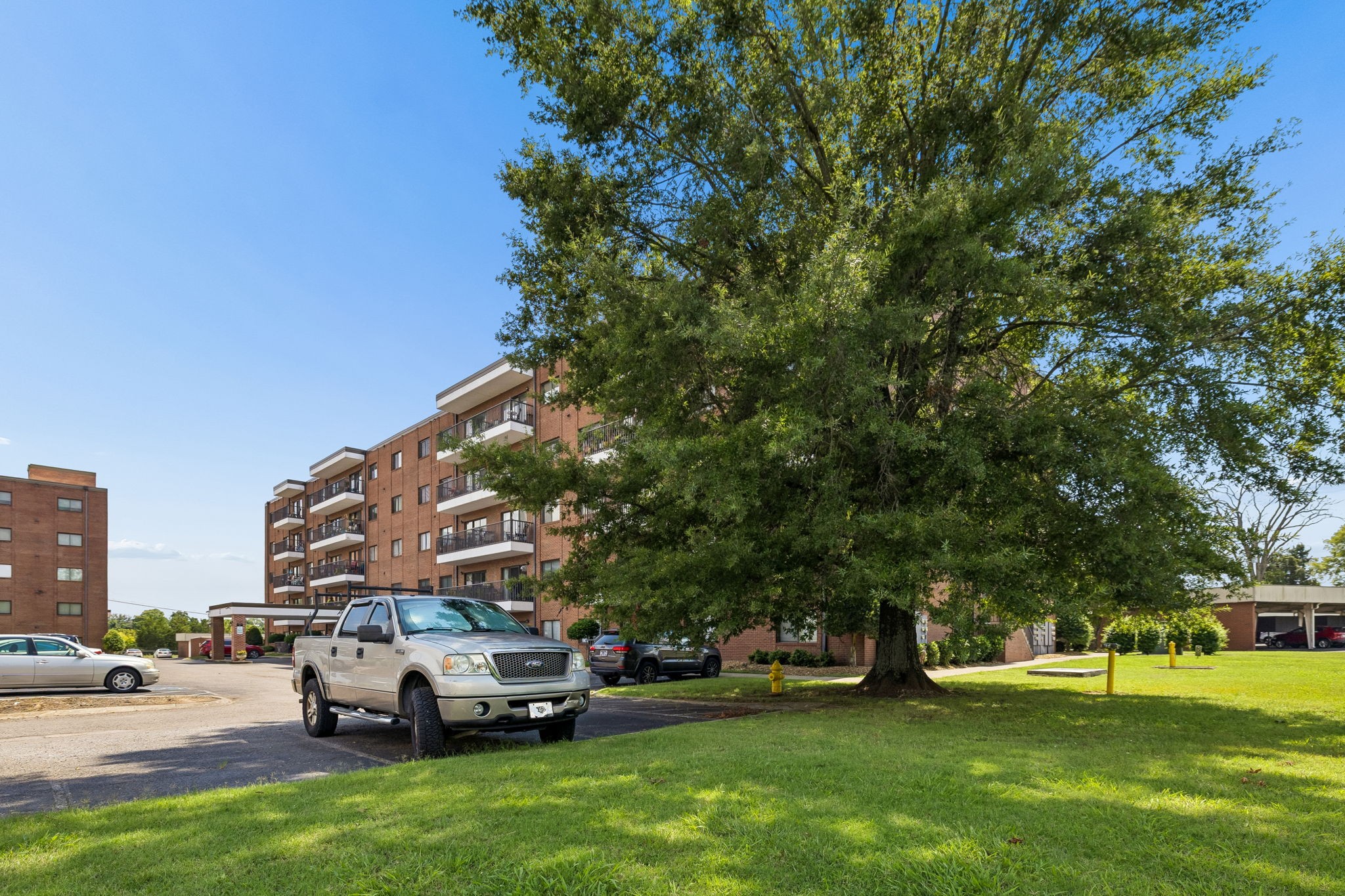 200 Sanders Ferry Rd