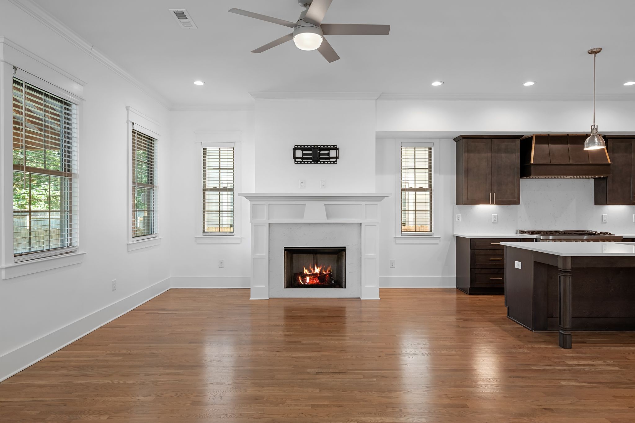120B Lincoln Ct