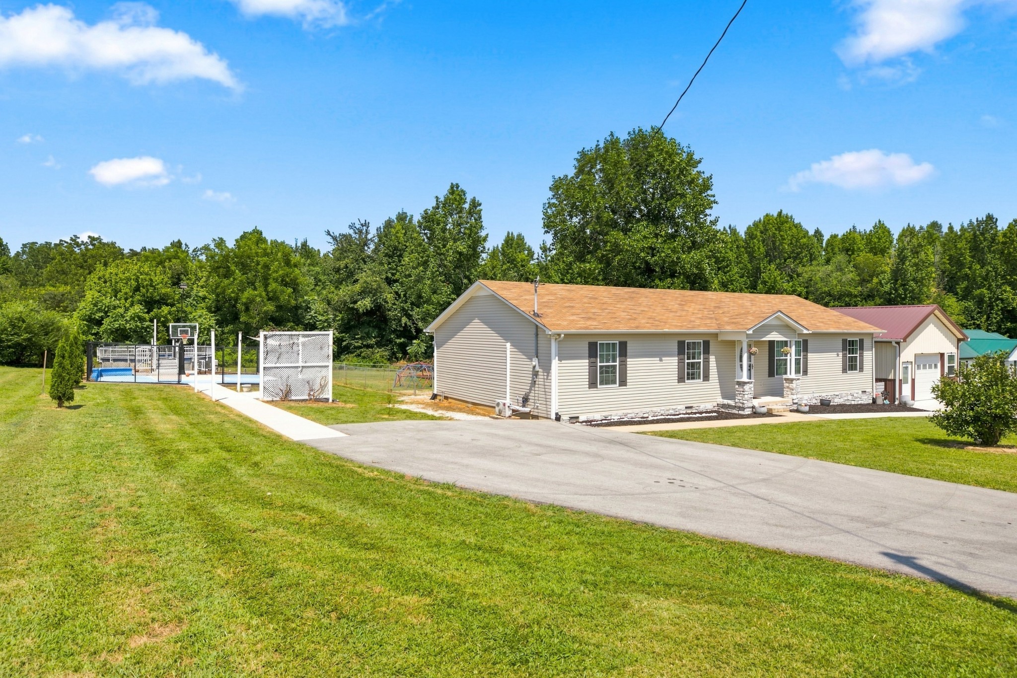 870 Newt Vanattia Rd