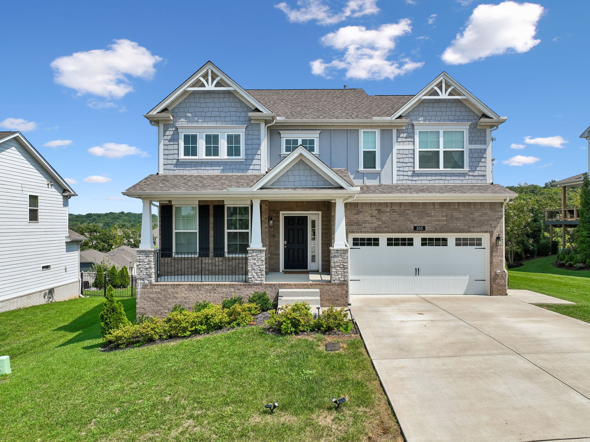 335 Van Conder Pl