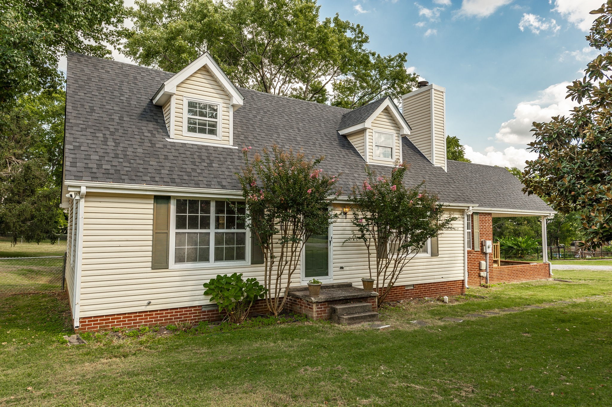 1241 Timberwood Dr