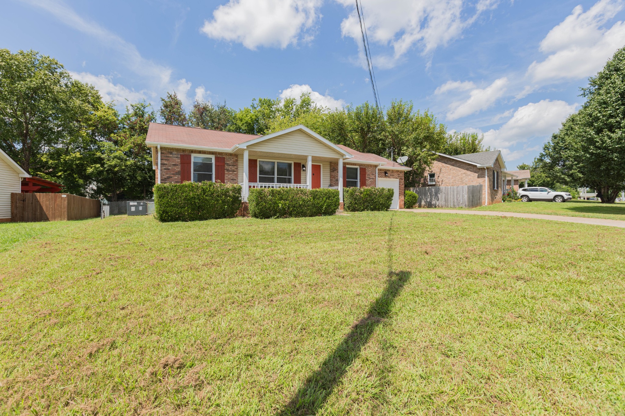 3820 Marla Cir