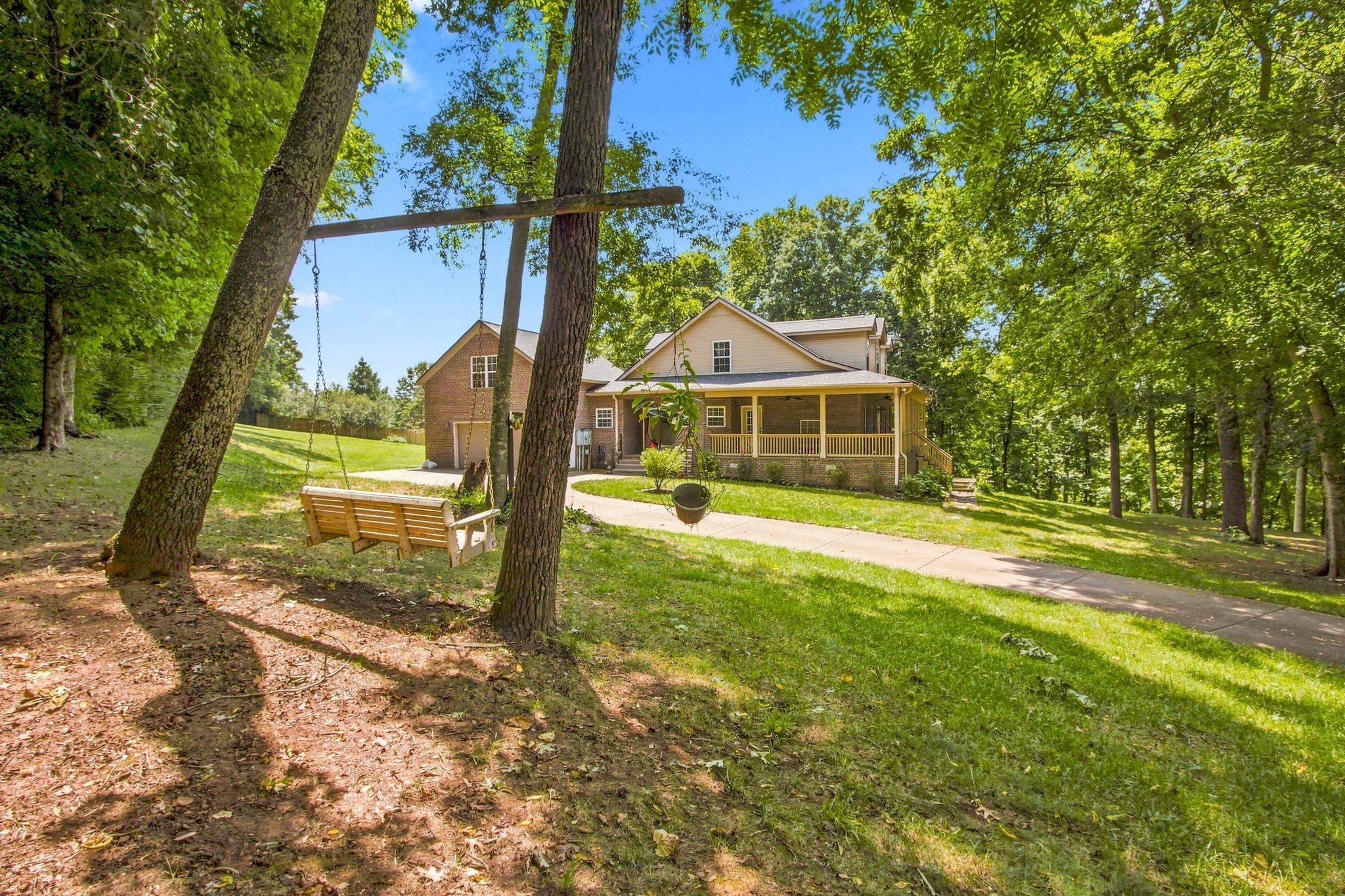 125 Carr Dr